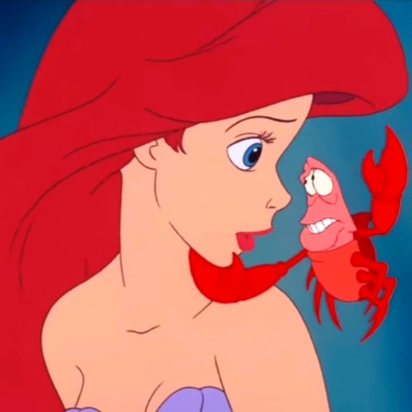 Hallmark Disney Wiggles Little Mermaid Princess Ariel Christmas Ornament - Picture 4 of 12